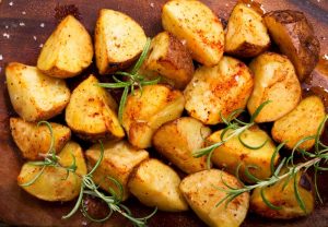 patate al forno e rosmarino