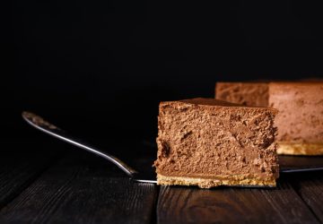 Torta fredda al cioccolato con Oro Saiwa